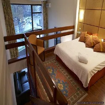 B-Aparthotel Montgomery Etterbeek 4*,