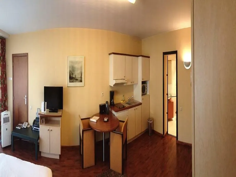 Lägenhetshotell B-Aparthotel Montgomery Etterbeek