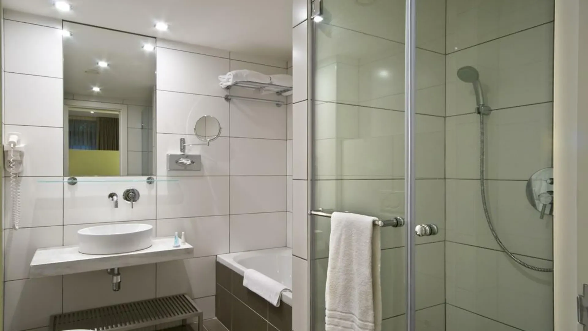 B-Aparthotel Montgomery Etterbeek 4*,  Belgium